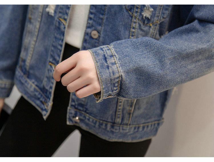 Plus Size Women's Spring/Fall Loose-Fit Denim Jacket – Age-Reducing Style for 200 Jin MM