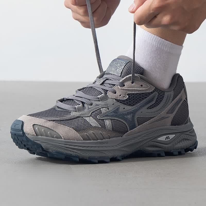 Mizuno Men s All-Season Neutral Running Shoes D1GH2412-04 42.5