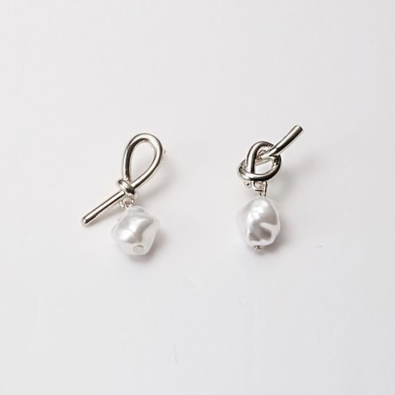 Hej KNOT PEARL PT ÖRHÄNGE