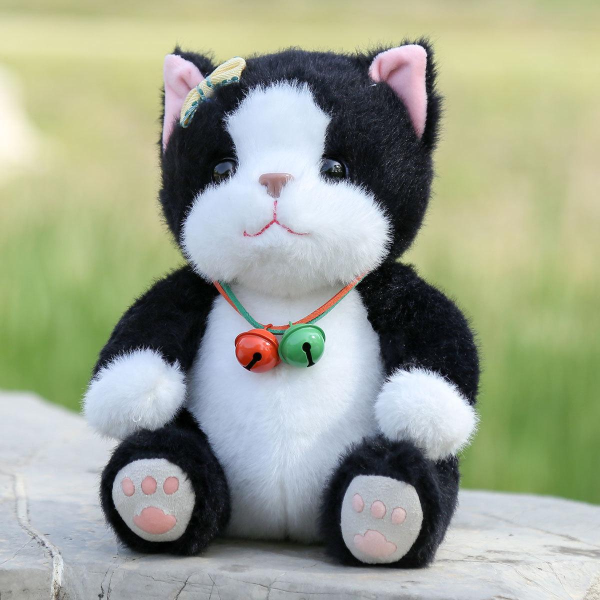 

23cm Cute Bell Sitting Cat Plush Doll Toy Cartoon Realistic Soft Plush Stuffed Cat Anime Doll Children s Gift Room Decoration чёрный