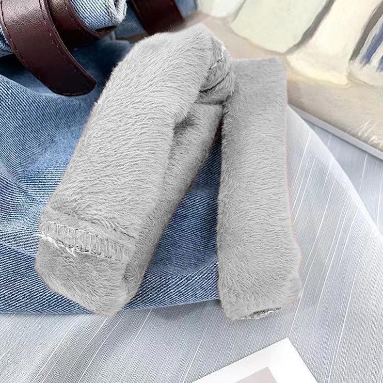 Women's High-Waisted Velvet-Lined Jeans: Loose, Slimming, Straight-Leg Harem Pants for Autumn/Winter, Korean Style, Nine-Tenths Length.