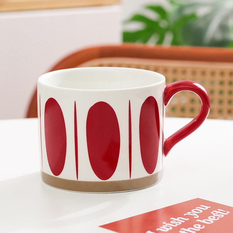 Ins Design Sense Niche Mug High Value Ceramic Cup Large Capacity Couple Cup Office Coffee Milk Cup