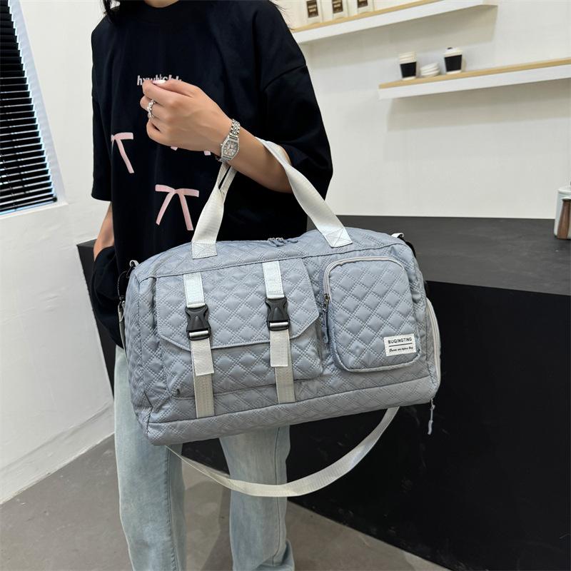 Dry and wet separation, leisure sports, fitness bag, short-distance , large-capacity portable travel bag, can be set, tie rod belt shoe compartment