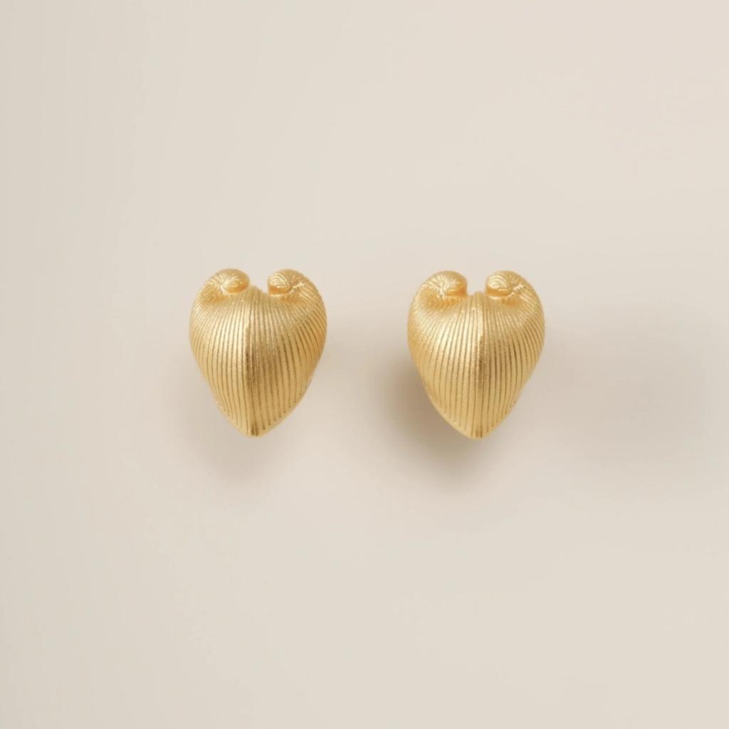 Premium Metal Brass Plated 18K Real Gold Love S925 Silver Needle Stud Earrings Trendy Fashion Light Luxury Earrings
