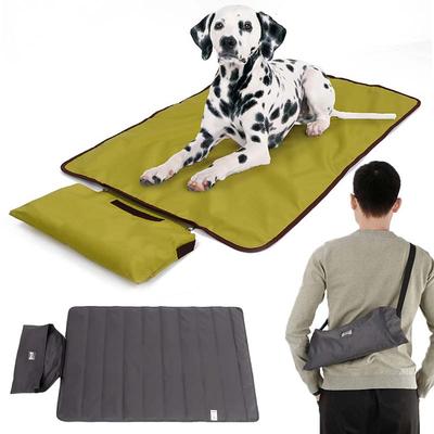 Tapis d'extérieur pliable pour animaux de compagnie 100x70cm avec sac de rangement Imperméable Résistant à la saleté pour chiens chats Utilisation intérieure extérieure Camping Voyage