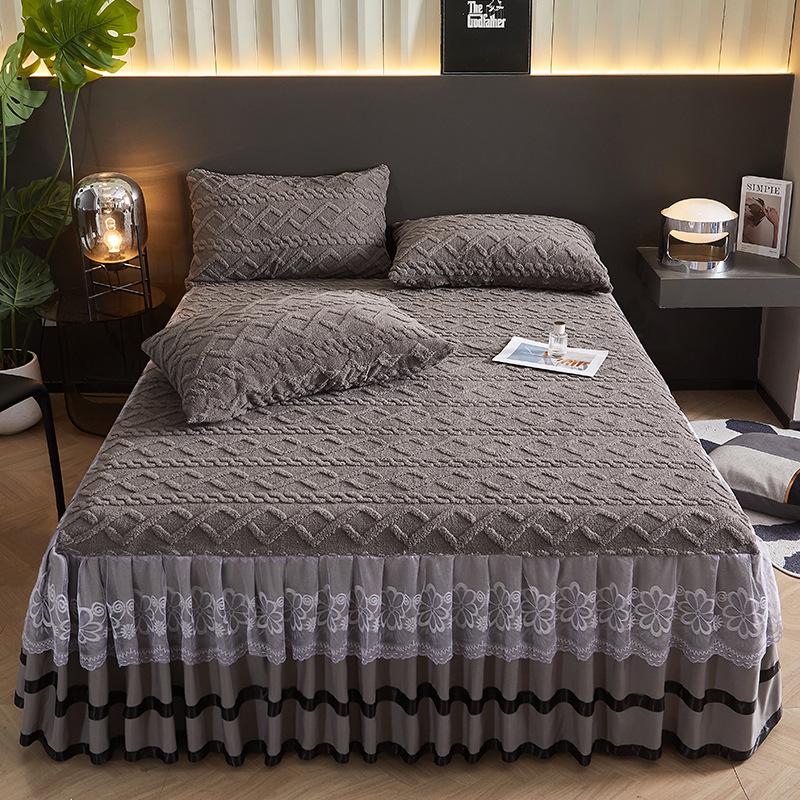 Thickened Taffeta Bed Skirt Set: Korean Style Lace Bedspread & Mattress Cover (3-Piece, Solid Color)