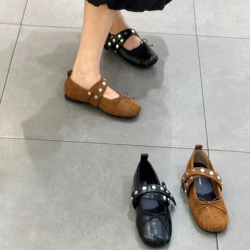 CHENGMEIZU autumn new retro tooling round head flat bottom rivet ballet Mary Jane shoes