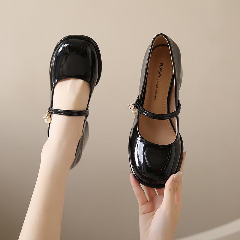 2025 Summer Fashion: Women's Retro Chunky Heel Mary Jane Shoes with Sweet Square Toe and Buckle Strap