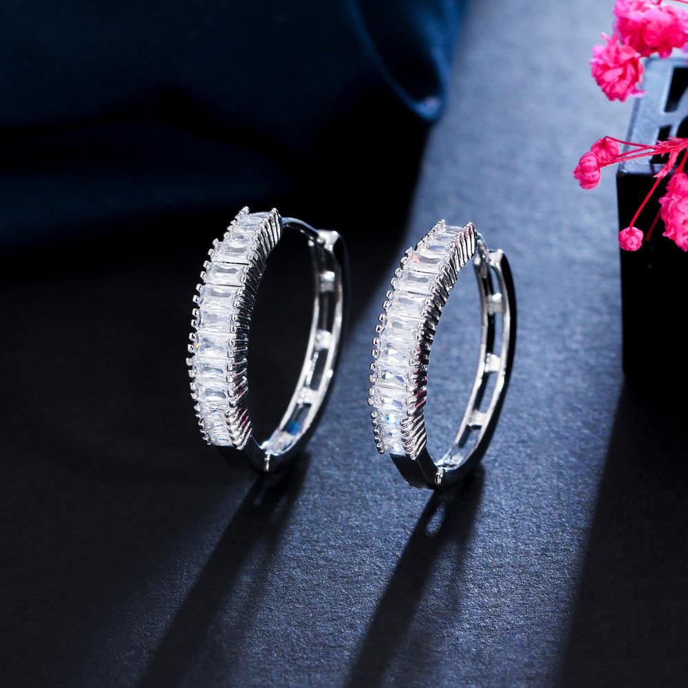 

Серьги-кольца, Серьги-пряжки с квадратным цирконом в один ряд, Полностью бриллиантовые серьги, Серьги-пусеты, Женские украшения. белого золота