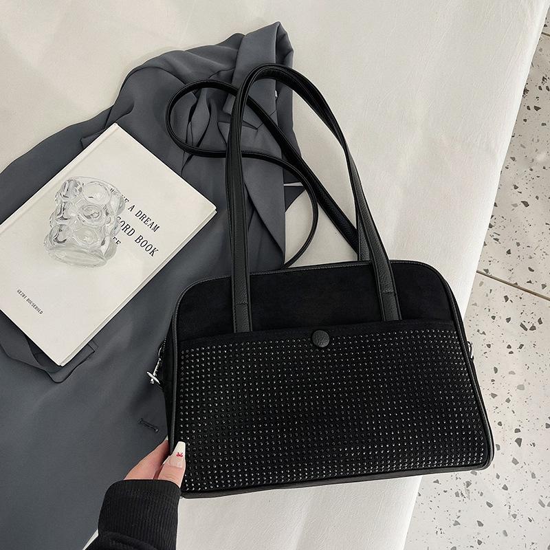 

Shoulder bag high value women s fashion new autumn contrasting color splicing foreign style large capacity simple messenger bag handbag