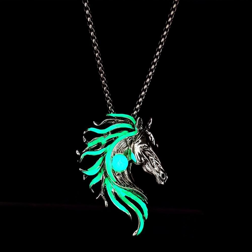 

Zinc Zinc Alloy Luminous Horse Pendant Glow In The Dark Glowing Necklace Hiphop Rock Couple Chain Disco
