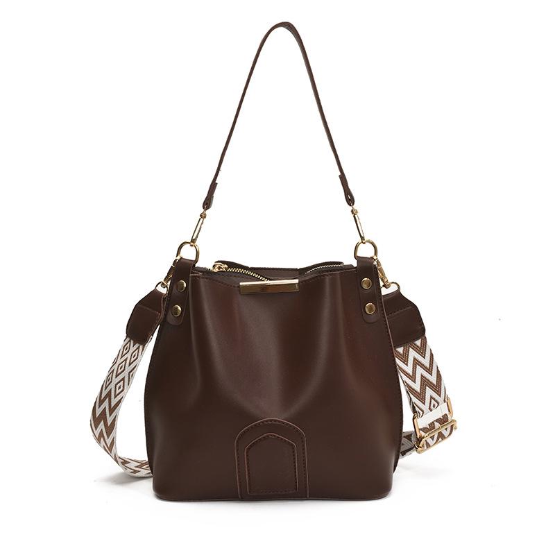 Premium bag women's bag 2025 popular new trendy fashion versatile bucket bag wide shoulder strap messenger bag