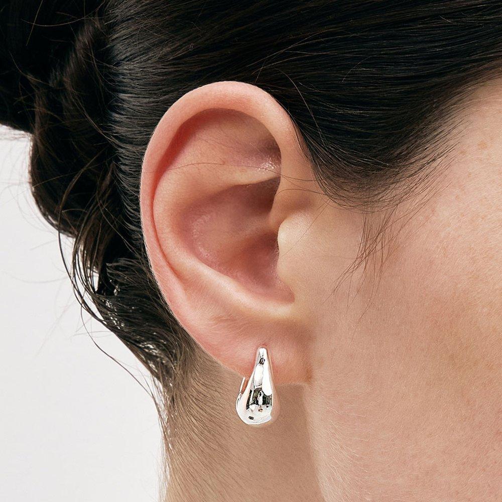 

[Jo Yeo-jeong wearing] Honey Jar Earrings Gold