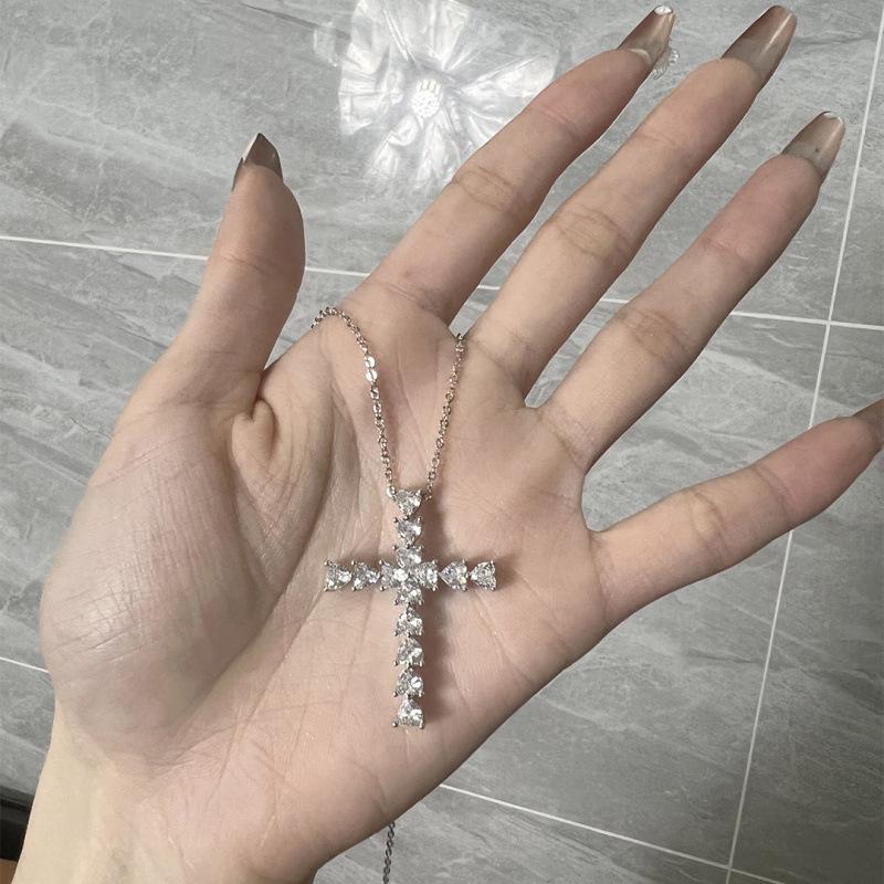 Diamond Cross Layered Choker Necklace for Women - Trendy, Versatile, Simple Clavicle Chain Pendant
