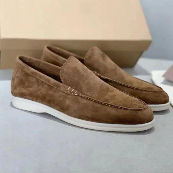 Men's Casual Loafers Are Light, and The Same Lazy Shoes Are Pedaled Every Day.