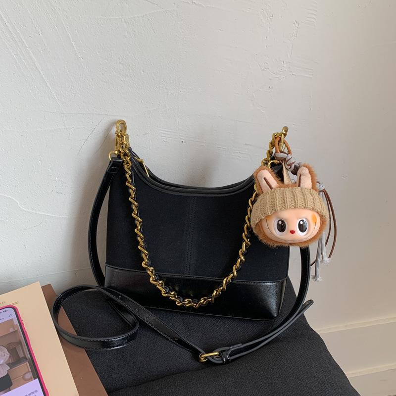 

Korean niche underarm bag women s bag 2025 autumn new textured commuter dumpling bag large-capacity chain shoulder bag No pendant