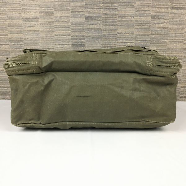 Porter Umhängetasche Olivgrün Mehrere Taschen Yoshida Kaban(GEBRAUCHT)