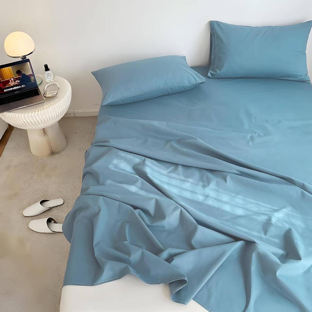 Black Dirt-Resistant Single Bed Sheet for Dormitory & Hotel - Minimalist Style