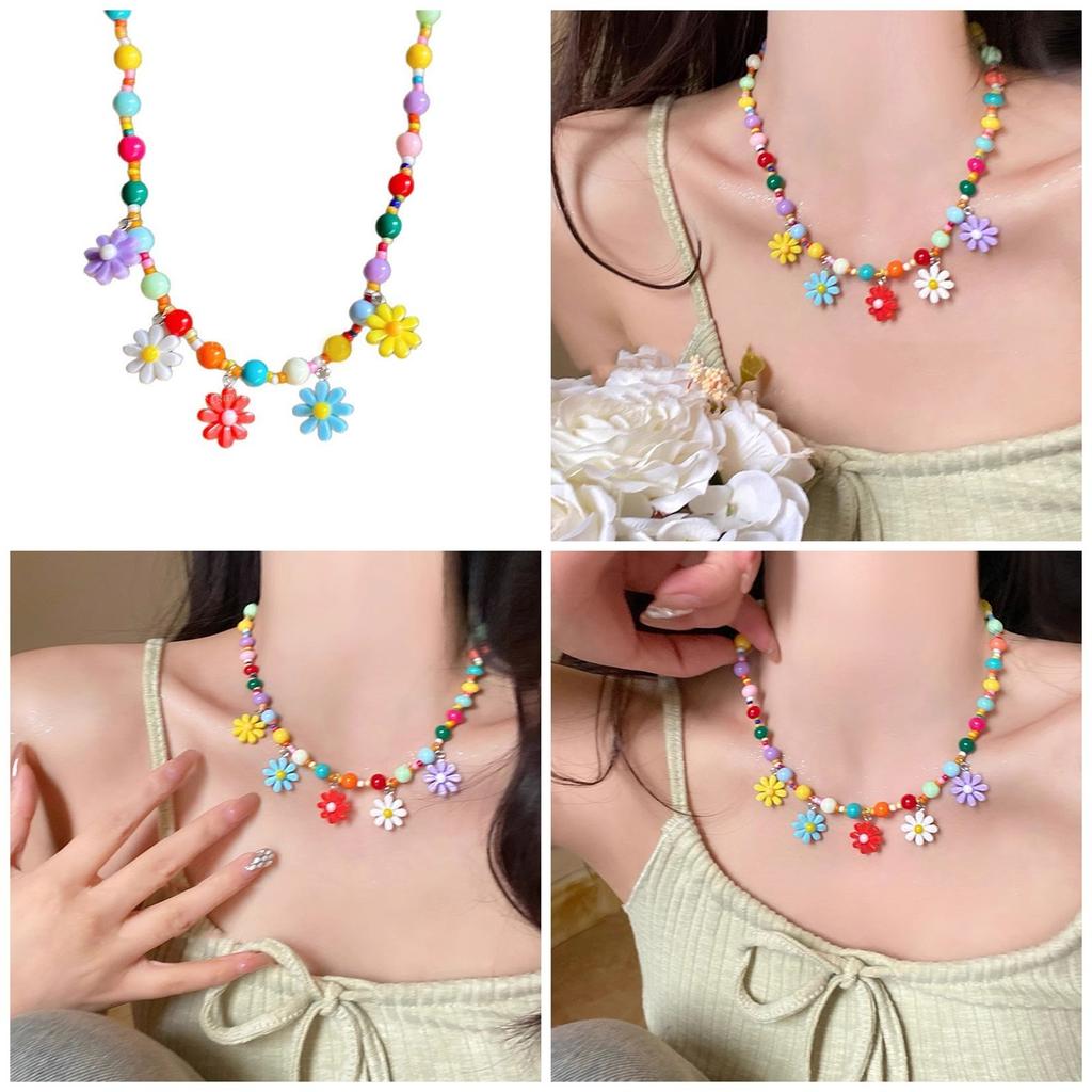 Stylish Beads Necklace Elegant Neck Chain Colorful Daisy Necklace Fashion Accessories Suitable for Fashionable Ladies