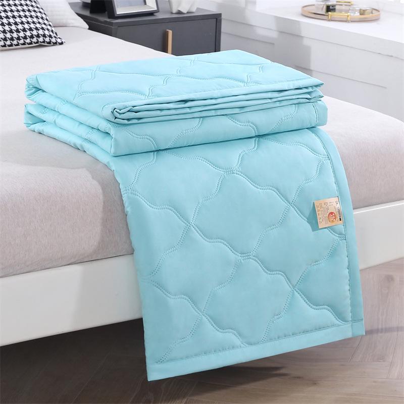 Comfortable Breathable Cotton Summer Quilt - Washable AC Quilt with Gift Box Packaging