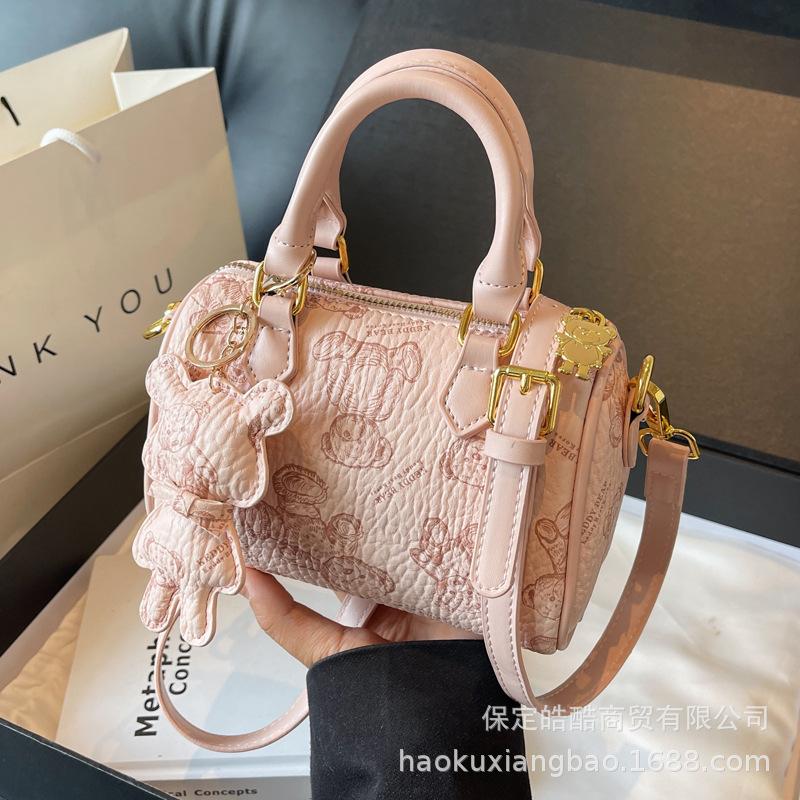 Premium sense niche bag women's summer 2025 new fashion versatile messenger bag popular portable Boston bag