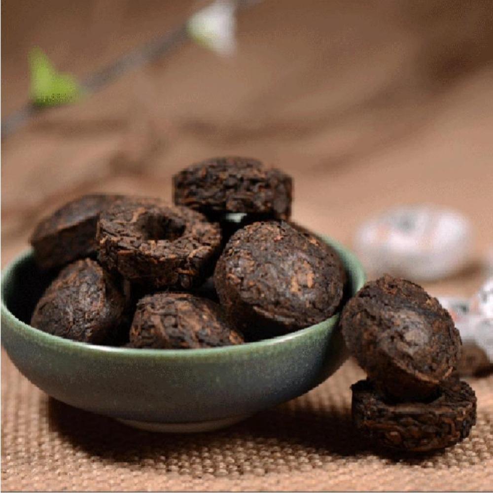 Experience the Finest Pu - erh Tea Tuocha: 10 Pcs 50g or 20 Pcs 100g of Top - grade Chinese Black Tea, Handpicked for Its Superior Quality.