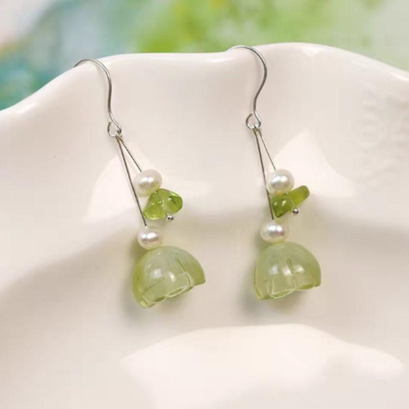 

PANJBJ Silve Color Pearl Earring for Women Green Crystal Flower Irregular Sweet Temperament Jewelry Party Gift Dropshipping