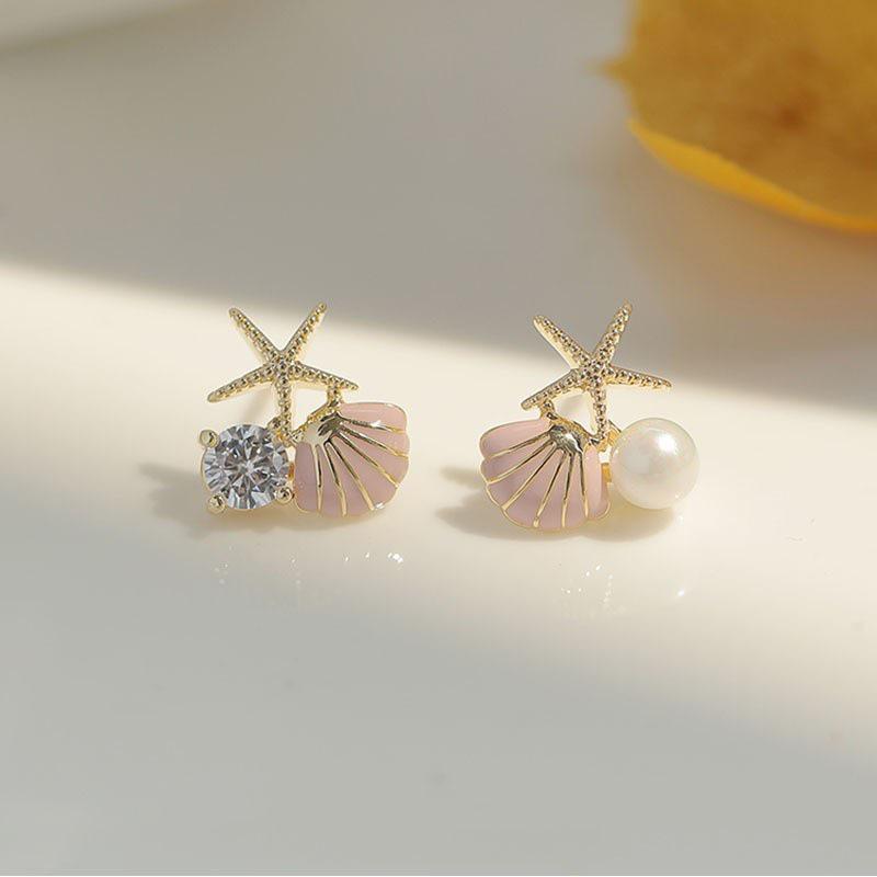 Geometric Pearl Earrings: Light Luxury & Niche High-End Accessories