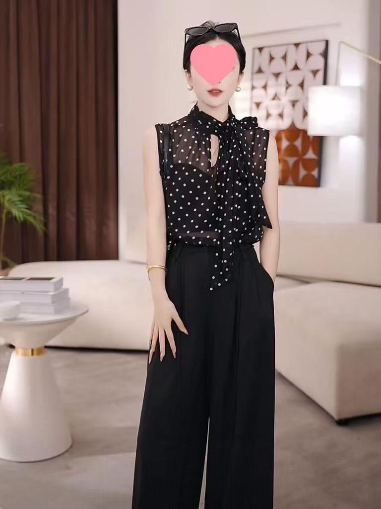 Damen-Oberteil im französischen Stil mit weiten Ärmeln und Pünktchen: Neue Sommer/Herbst Mode, Nischen Design, Elegant & Vielseitig.