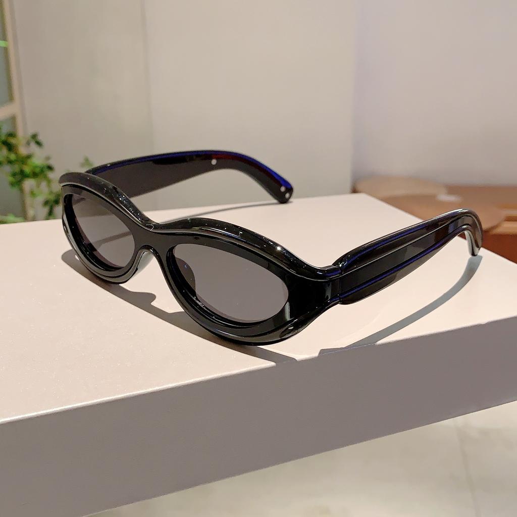 Vintage Oval Sun Glasses  Men Fashion Gradient Shades Trendy Stylish Brand Designer Women Mirror Outdoor Sunglasses