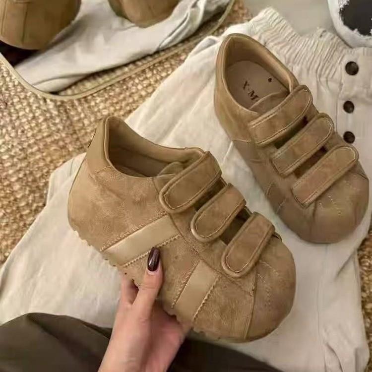 Ugly cute shell head German training shoes women's 2025 new retro matte leather Velcro big head board shoes foreign style women's single shoes