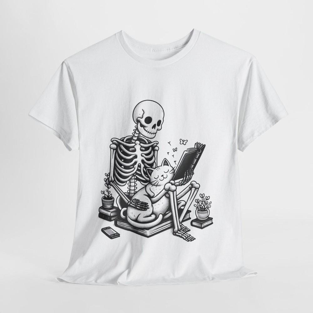 

31 Cute Skeleton Reading Tee, Halloween Shirt, Cute Graphic T-Shirt, Unisex Cot Unisex T-Shirt L