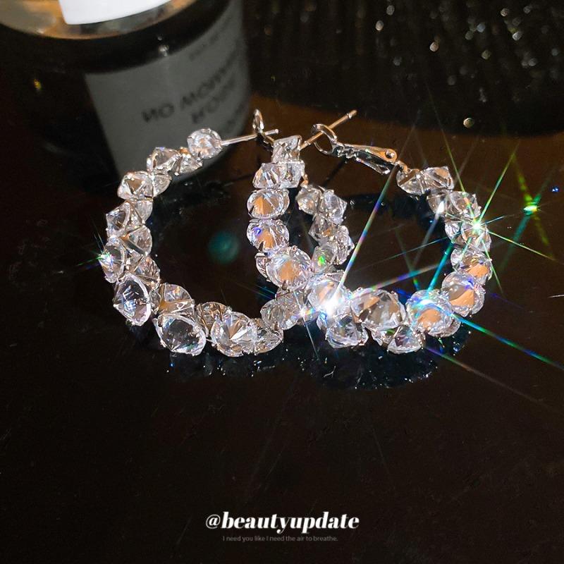 Silver Needle Zircon Crystal Round Earrings Personalized Fashion Exquisite Earrings Light Luxury High Sense Earrings Design Sense Niche