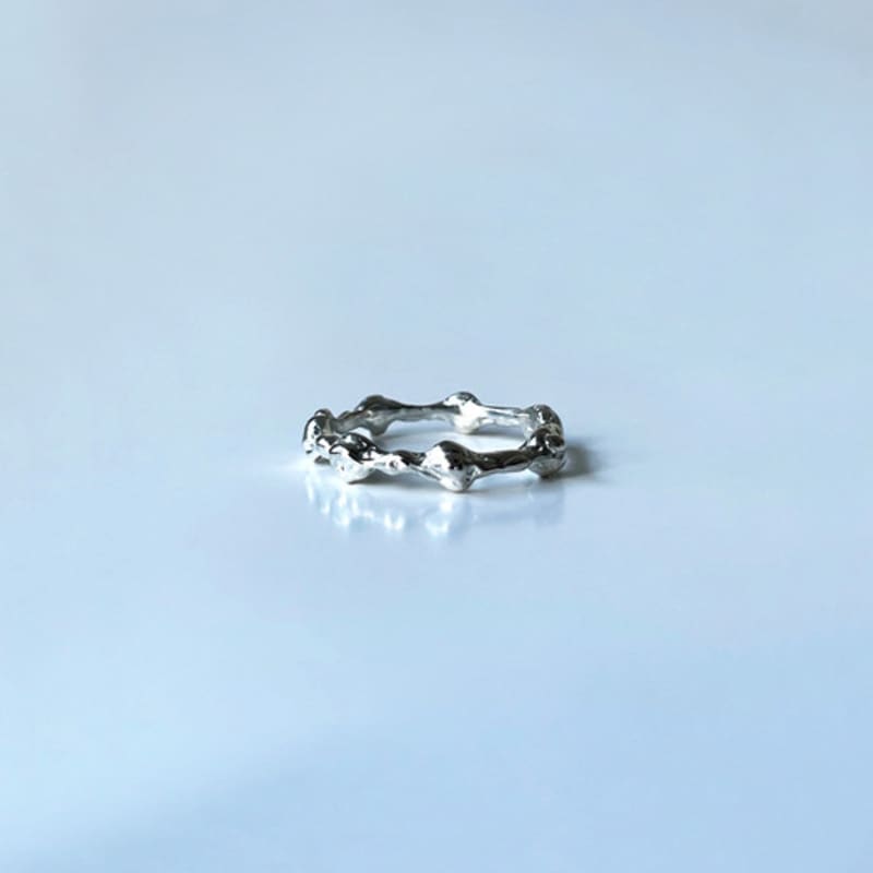 Hire. MER. PEBBLE RING