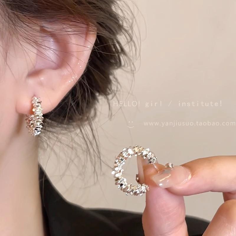 Annual explosion Pearl butterfly earrings women's high-end sense niche 925 silver needle earrings ear jewelry wholesale