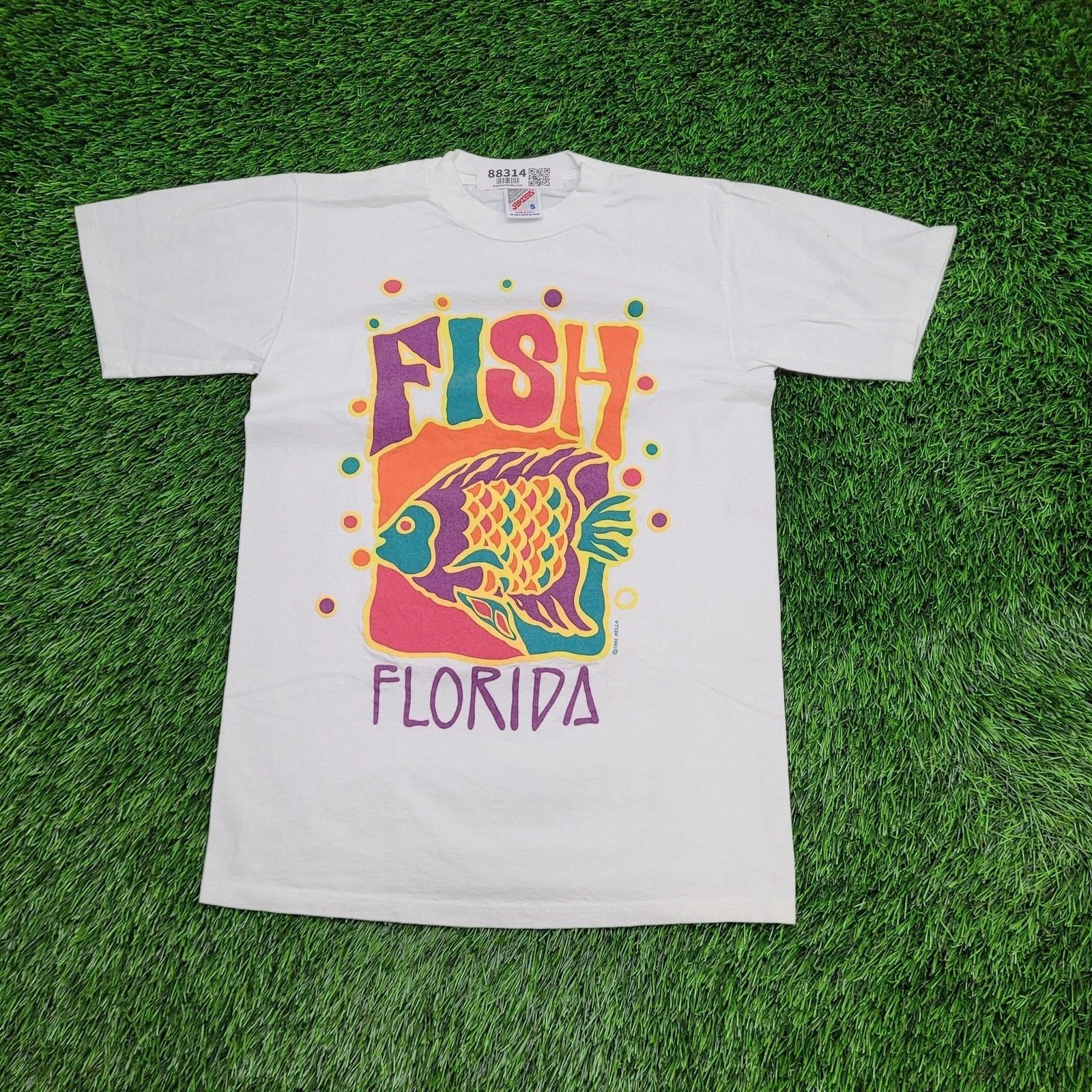 Vintage 1993 Fish Shirt Small 17x25 Florida M