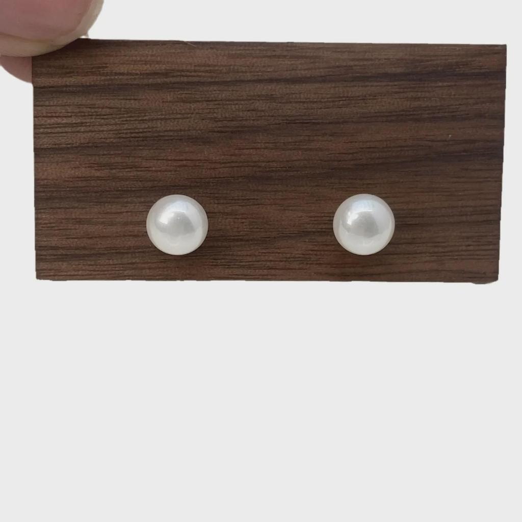 Elegant Pearl Earrings: S925 Silver, Light Luxury, Versatile