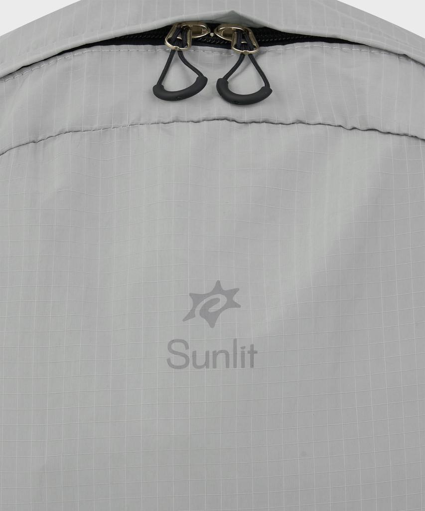 Sunlit Two-Way Backpack (Gray)