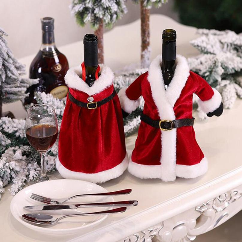 Red Wine Christmas Dining Table Set with Fashion Christmas Wine Bottle Covers Decoration