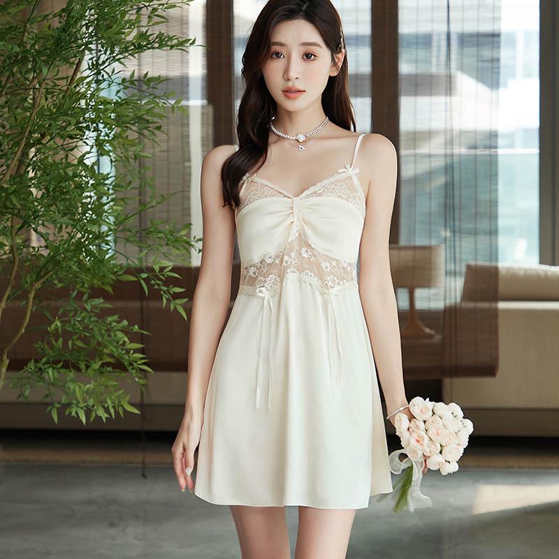 Conjunto de Camisola y Bata de Encaje de Seda de Hielo - Edición Primavera 2025