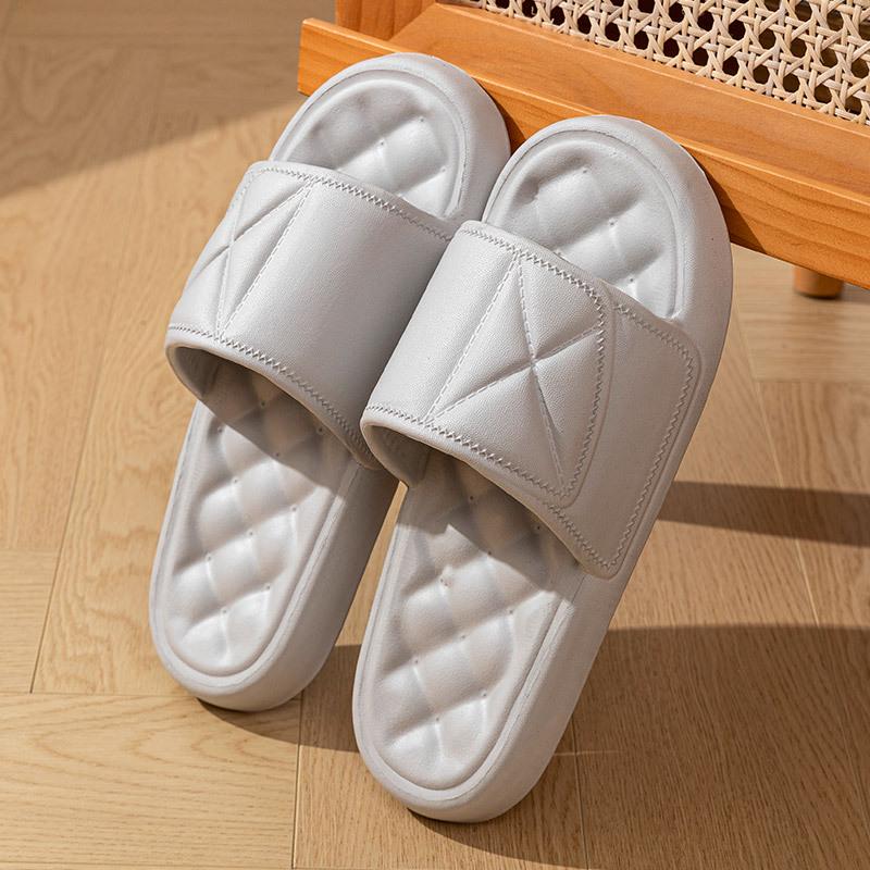 Stepping On Air Slippers: Stylish, Lightweight, Wear-Resistant Summer Footwear for Indoor & Outdoor Use - Perfect for Men & Women.