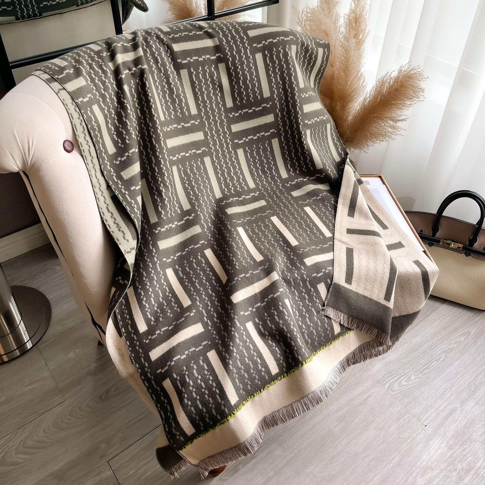 

Шарф Имитация Кашемира Утолщенный Удлиненный Теплый Шарф-Шаль для Кондиционера Короткая Бахрома Декоративный Волнистый Жаккардовый Шарф 185*65cm