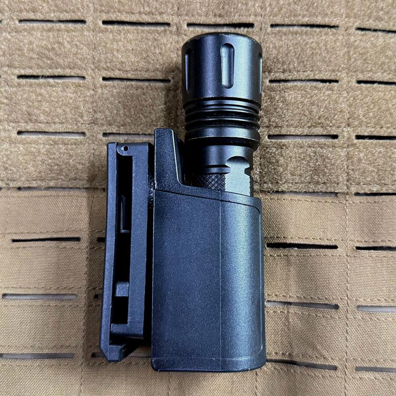 360° Rotating Quick-Draw Lightweight Tactical Flashlight Holster - Universal Fit