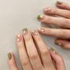Frühling/Sommer Grünes Blumen-Nageldesign: Frische Tragbare Kurze Falsche Nagelpatches