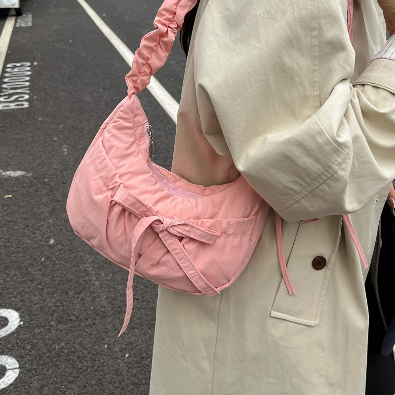 Dumpling Bag 2025 Autumn and Winter Niche Versatile Cloud Bag Pleated Cloth Bag Women's Lightweight One-shoulder Messenger Bag Dumpling Bag Tide