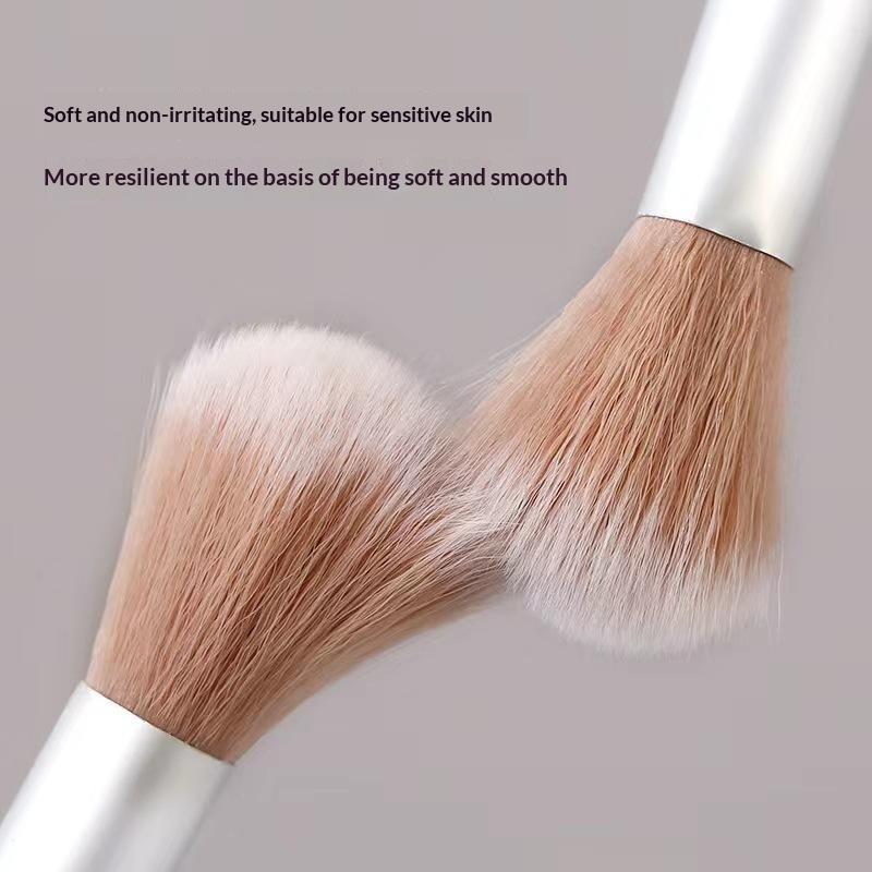 1Pcs Makeup Brush Professional Blush Brushes Soft Brush Highlighter Bronzer Brush Powder Brushes Cosmetics Make Up Tools
