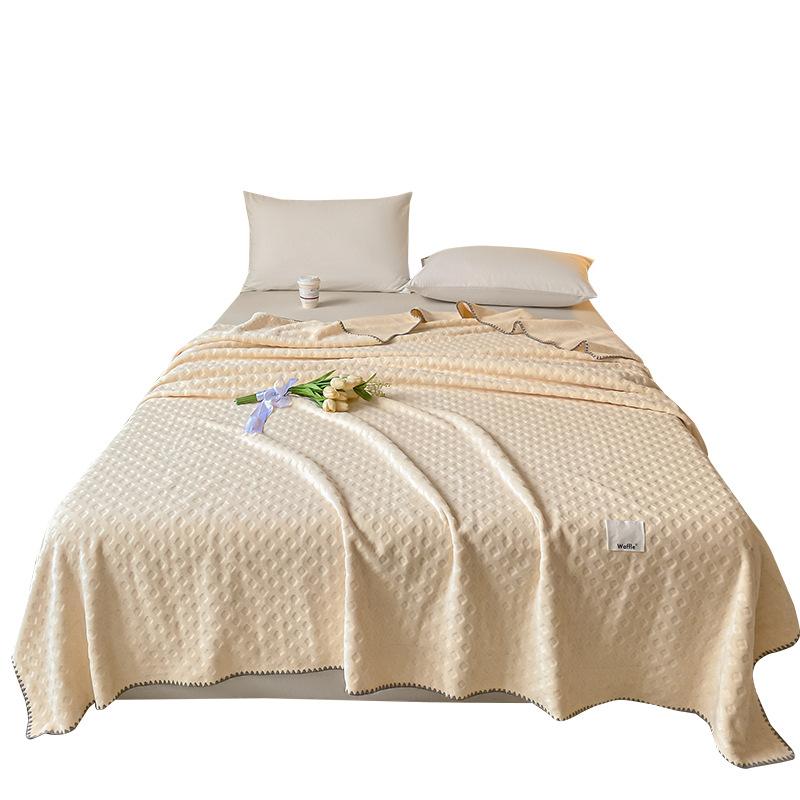 Class A Soft Glutinous Roll Blanket for Cat Summer Quilt Blanket Four Seasons Blanket Huafu Velvet Multifunctional Office Sofas Leisure Nap Blanket