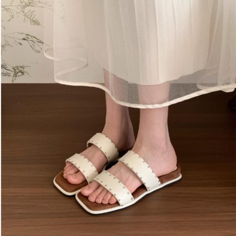 Fashion Comemore French Retro Rivets Slippers for Women Summer Outside Wear Flat Bottom Slides Seaside Holiday Leisure Beach Sandals