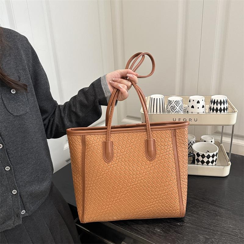 Premium Sense Large-capacity Bag Women's 2025 New Autumn College Students Class Commuting Tote Bag Versatile Shoulder Bag