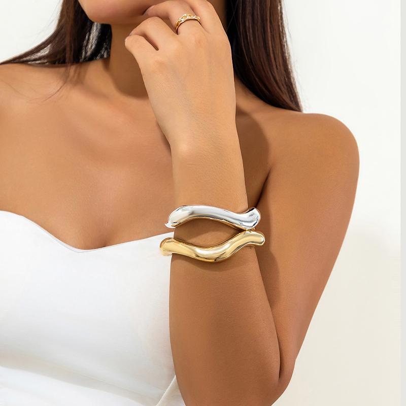 Trendy Big Cuff Bangles Bracelets Women Vintage Statement Plastic Geometric Open Bangle Hip Hop Punk Gold Silver Color Jewelry